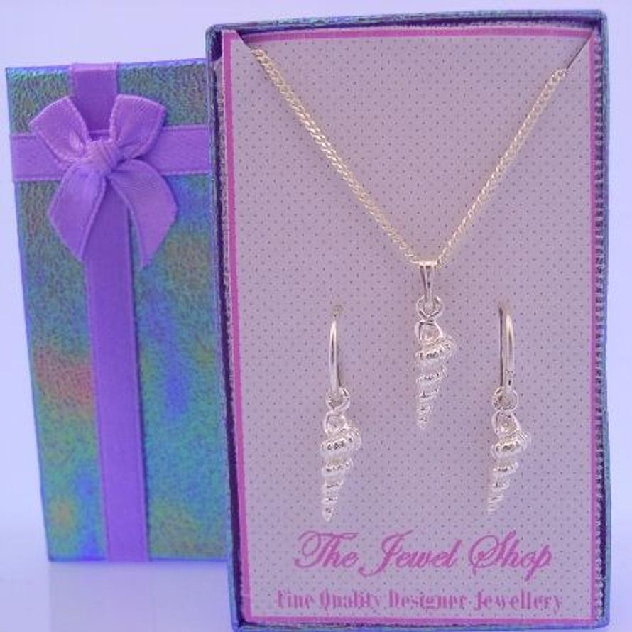 STERLING SILVER SEASHELL MATCHING NECKLACE & 12mm SLEEPER EARRINGS GORGEOUS SHIMMERING GIFT BOX