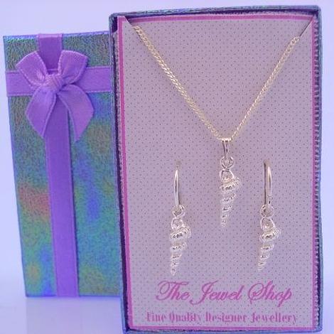 Sterling Silver Seashell Matching Necklace & Sleeper Earrings Gorgeous Gift Box