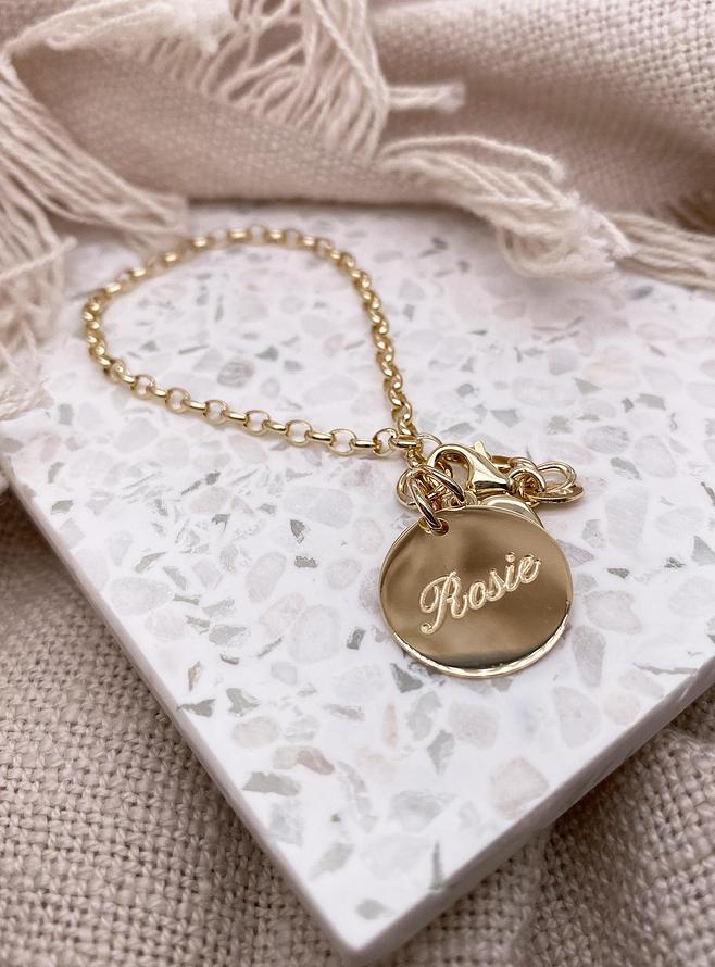 9ct Gold Personalised Circle Love Heart Belcher Bracelet