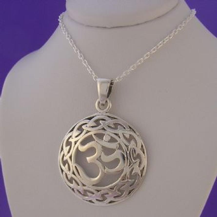 STERLING SILVER 26mm OM SOUND OF OF LIFE CHARM NECKLACE 45CM -925-54-706-4706