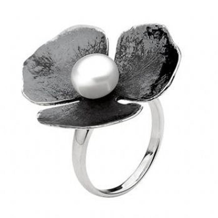 PASTICHE STERLING SILVER 29mm ANTIQUE RUSTIC OXIDISED FLOWER CHARM PEARL RING -R589GOXPL