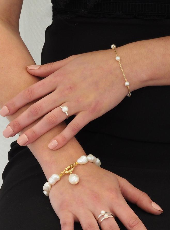 Coco Pearl Yard Bracelet in 9ct Gold