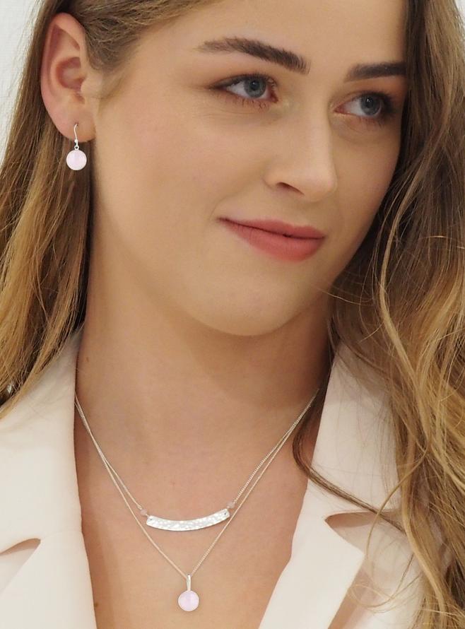 Belle Single Rose Quartz Pendant Necklace