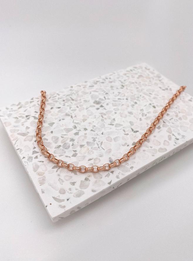 Oval Belcher Necklace Chain in 9ct Rose Gold