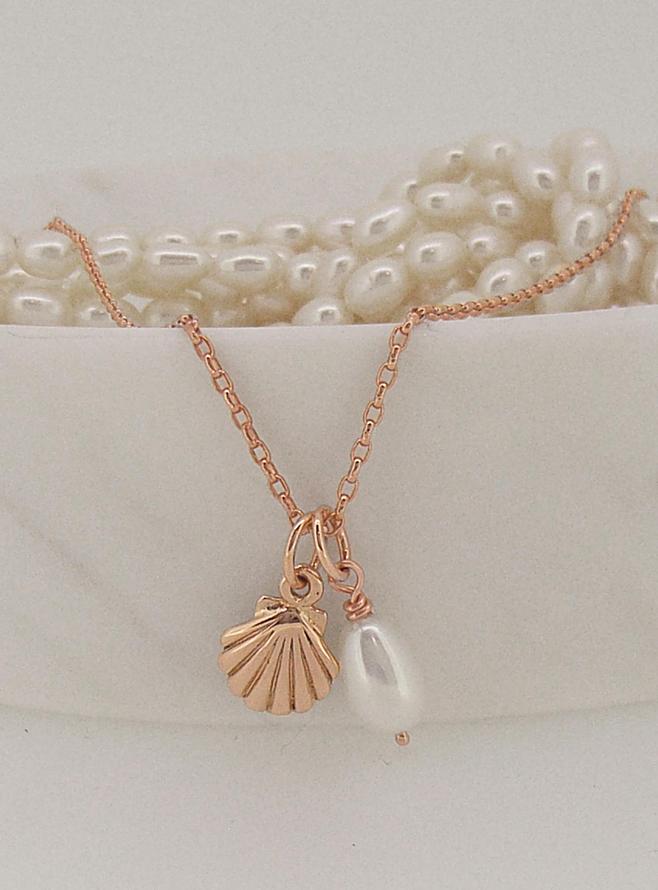 Coco Shoreline Seashell Pearl Charm Necklace in 9ct Rose Gold
