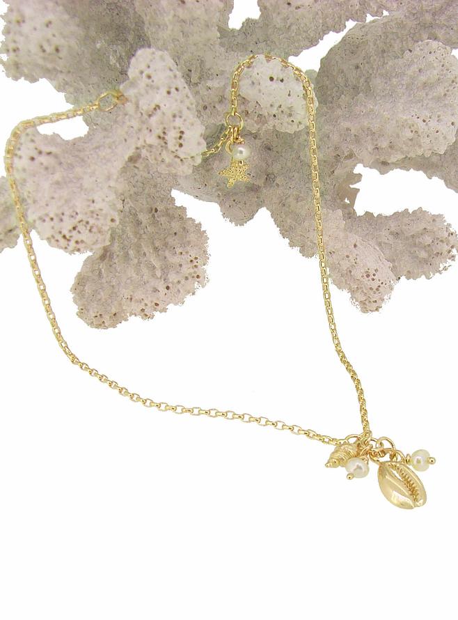 Nalu Seashell Pearl Charm Belcher Anklet in 9ct Gold