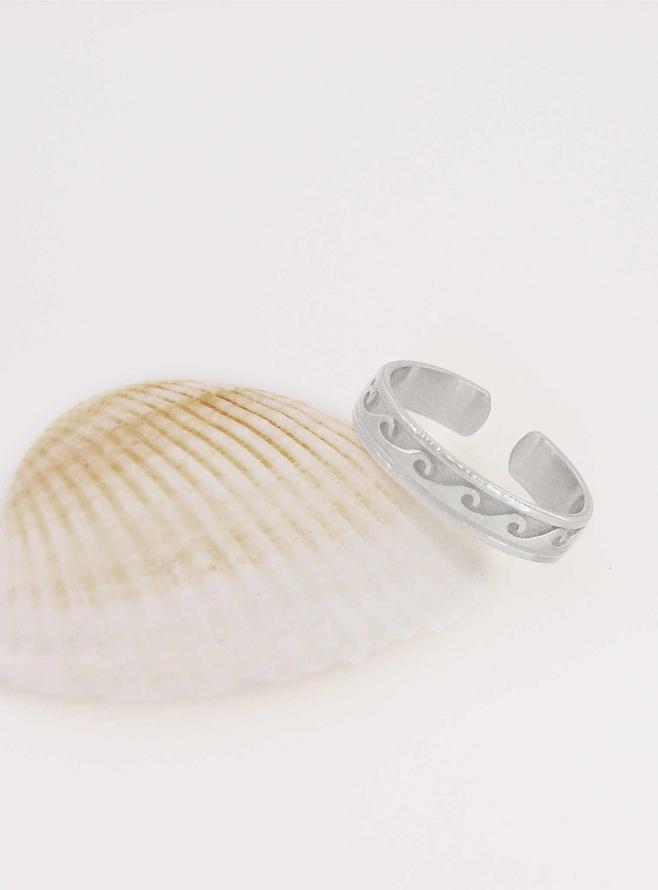 Nalu Ocean Surf Wave Toe Ring in Sterling Silver