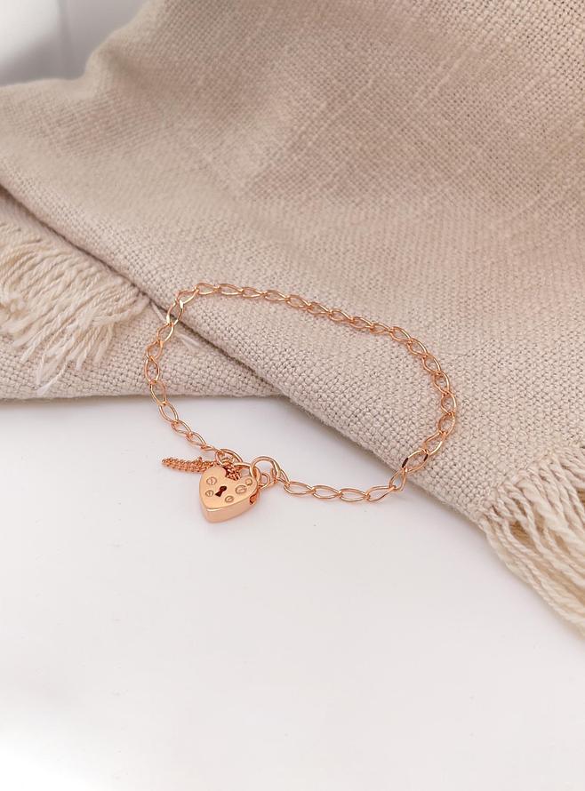 Small Curb Heart Padlock Baby Bracelet in Rose