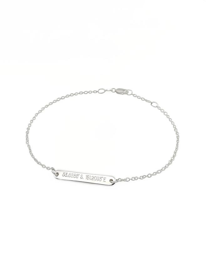 Unisex Personalised Bar Tag Bracelet in Sterling Silver