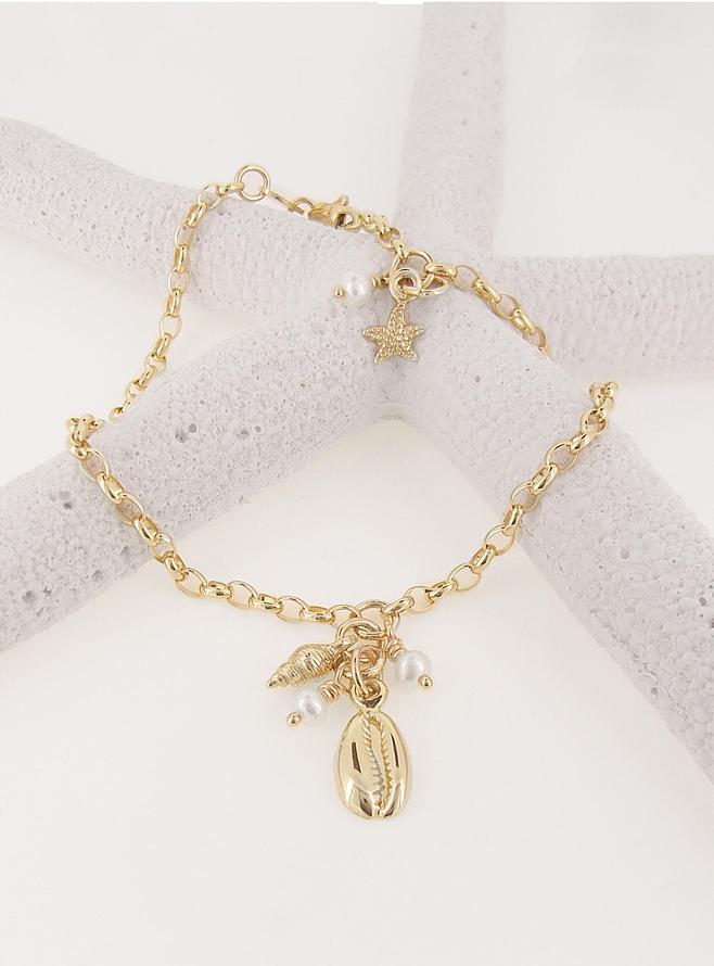 Nalu Seashell Pearl Charm Belcher Bracelet in 9ct Gold