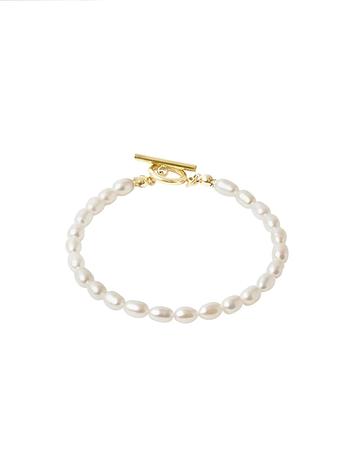 Pastiche Adeena Toggle TBar Pearl Bracelet in Gold