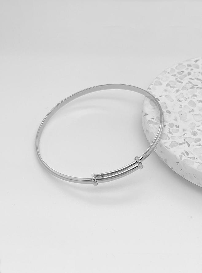 Expanding Baby Bangle in Solid 9ct White Gold