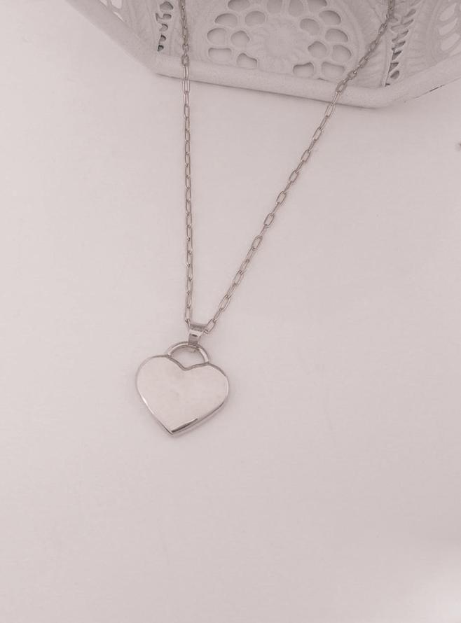 Paperclip Heart Tag Charm Necklace Chain in 9ct White Gold